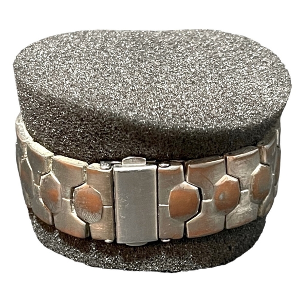 Men’s Wristwatch Vintage BENRUS Diamond Watch Stainless Steel Bracelet Watch - Picture 5 of 5